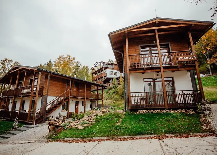 アパート Planina